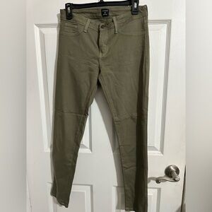 Dk Green Just Black soft stretchy jeans Size 28